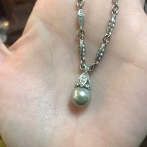 Grey pearl necklace